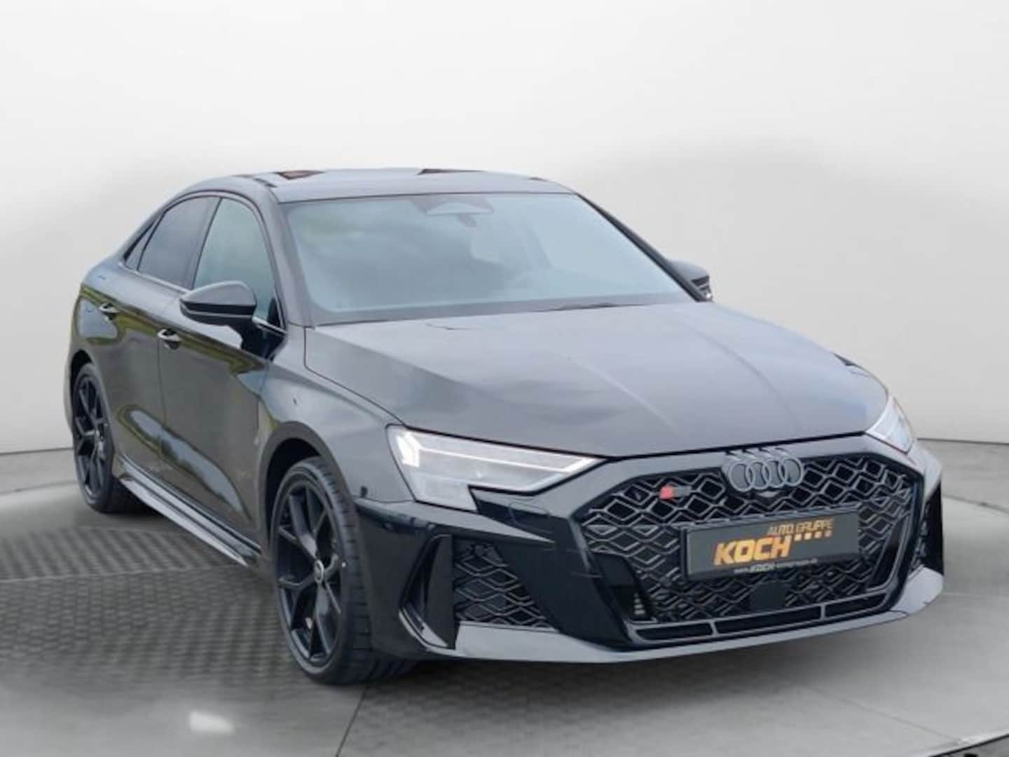 Bild über Audi RS 3 Limousine TFSI quattro 294 kW S tronic - für weitere Informationen kontaktieren Sie den Audi Partner
