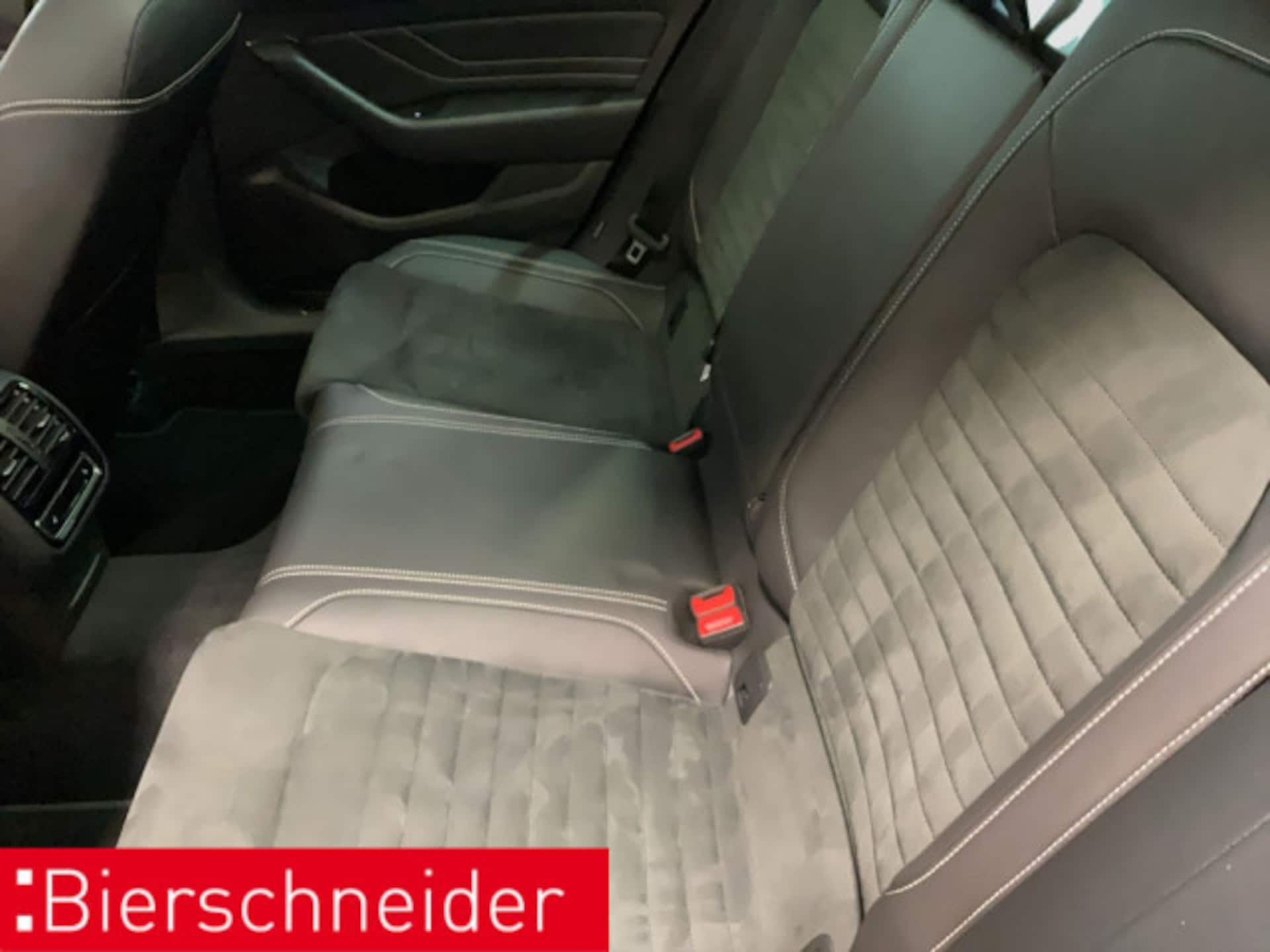 Volkswagen Passat Variant Elegance