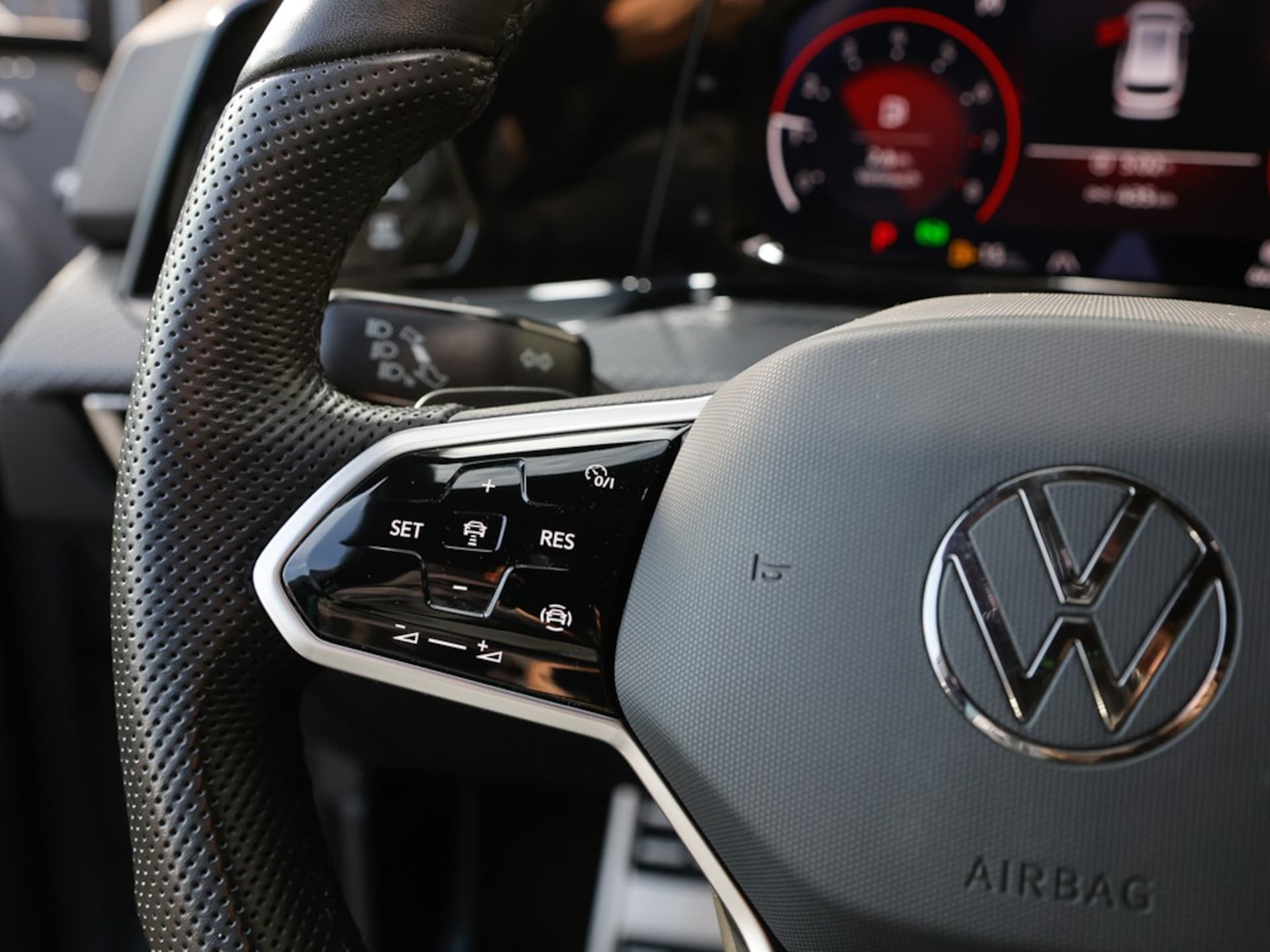Volkswagen Golf Variant R-Line