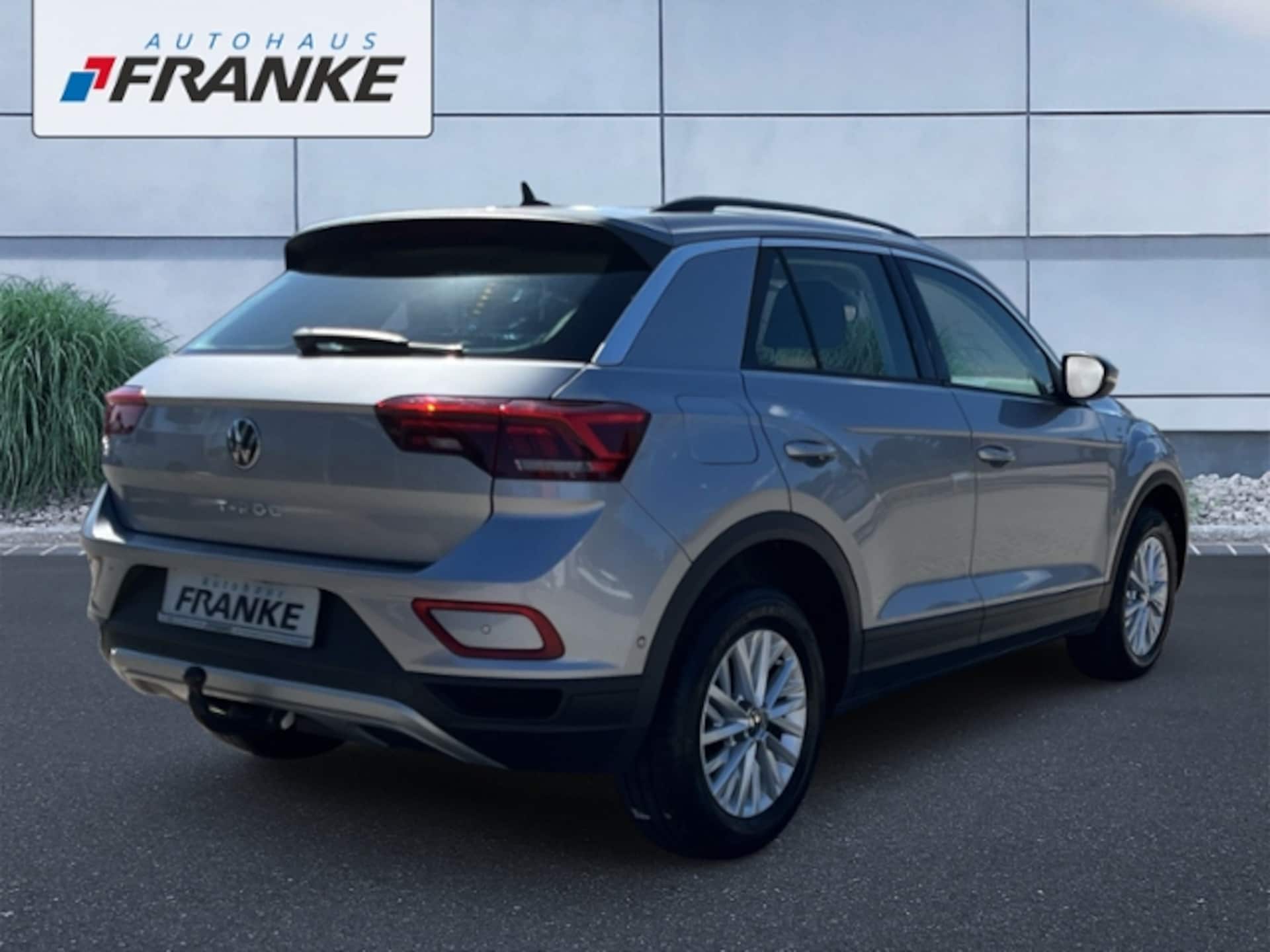 Volkswagen T-Roc Life