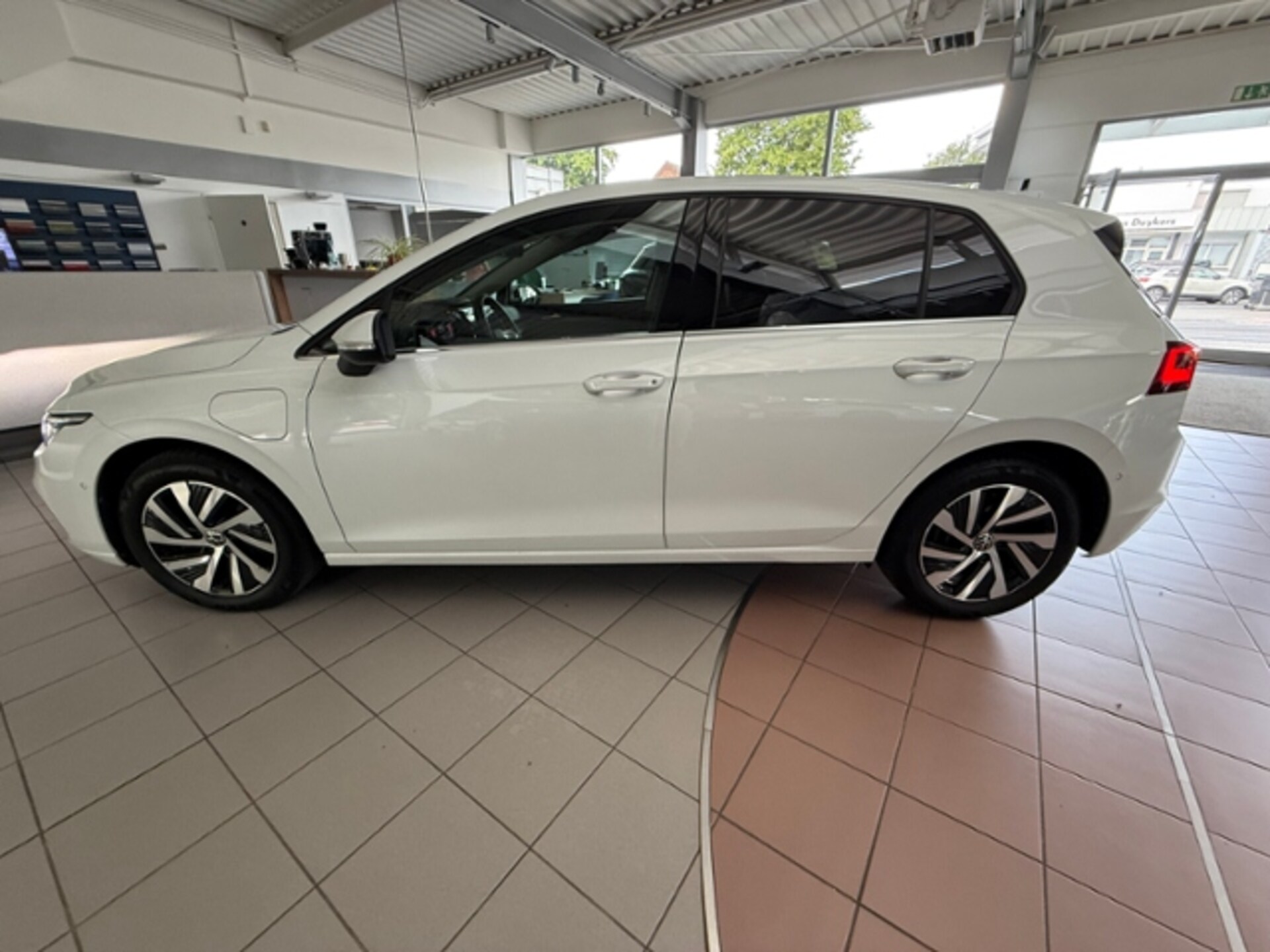 Volkswagen Golf Style