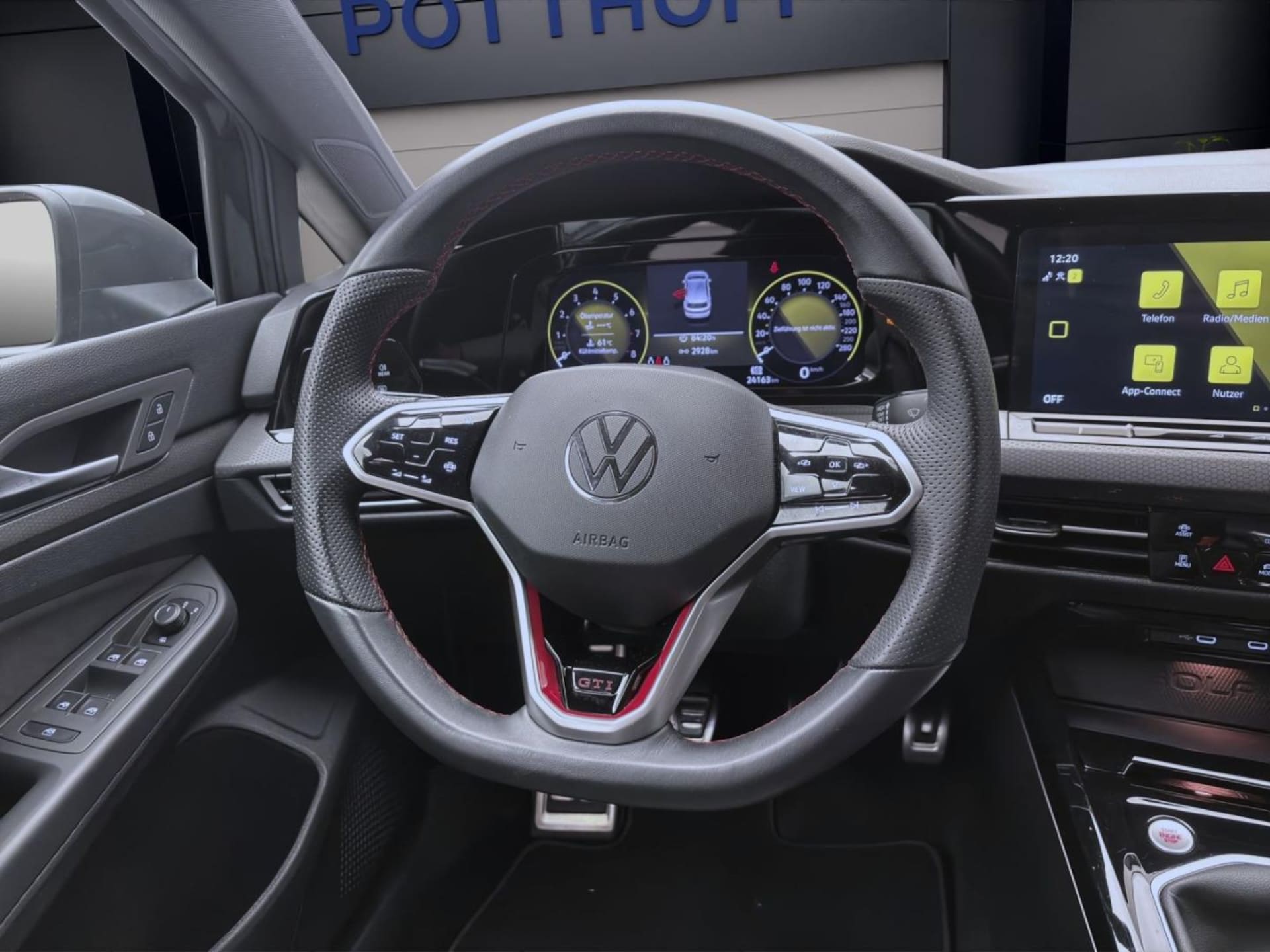 Volkswagen Golf GTI