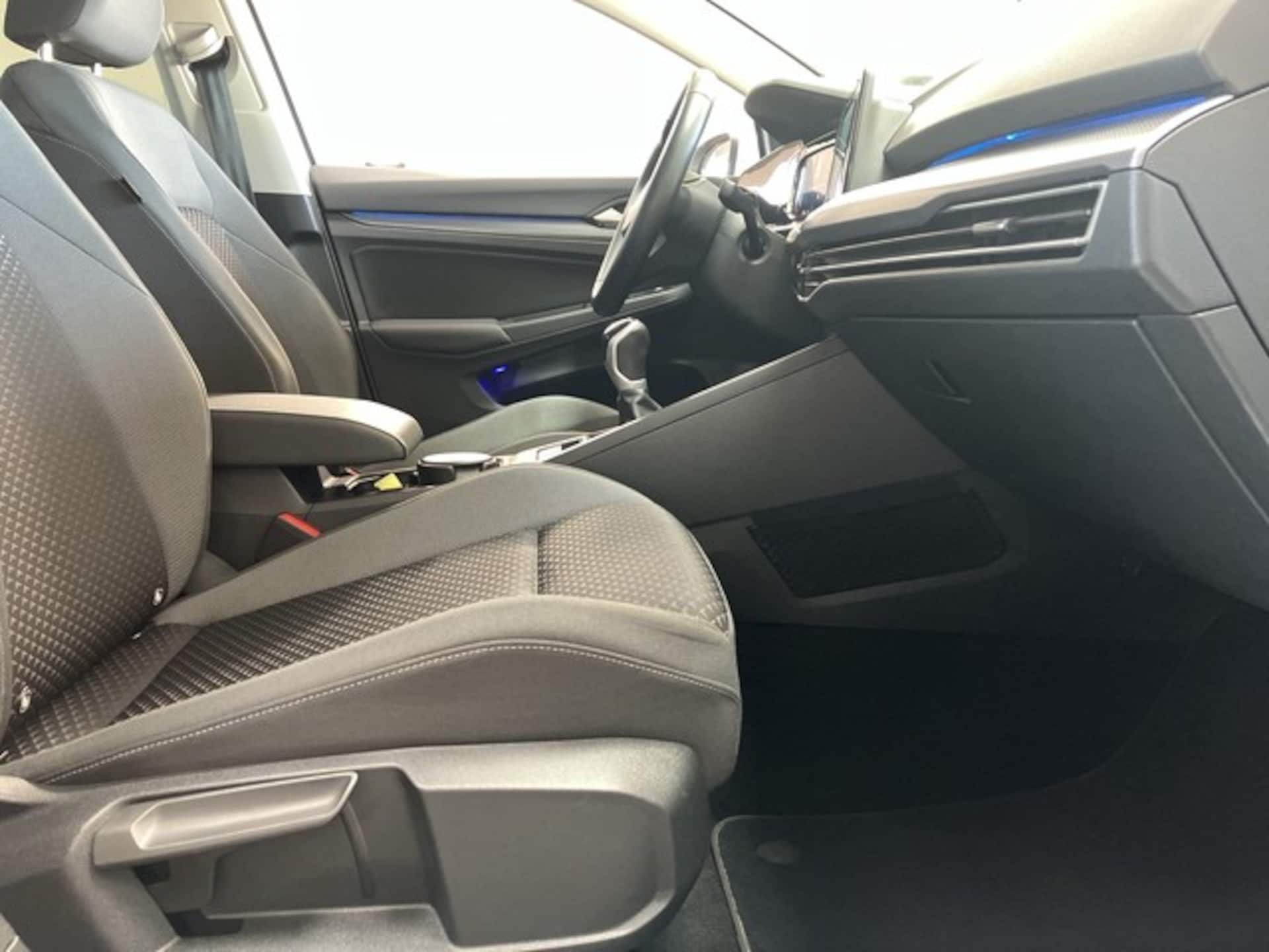 Volkswagen Golf Active