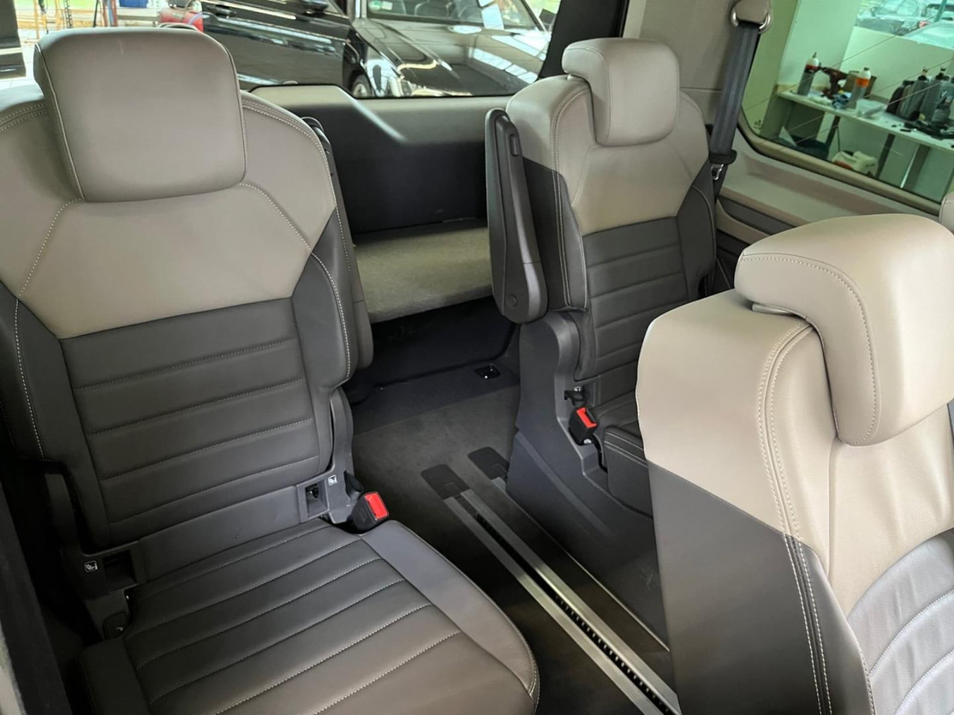 Volkswagen Multivan Style