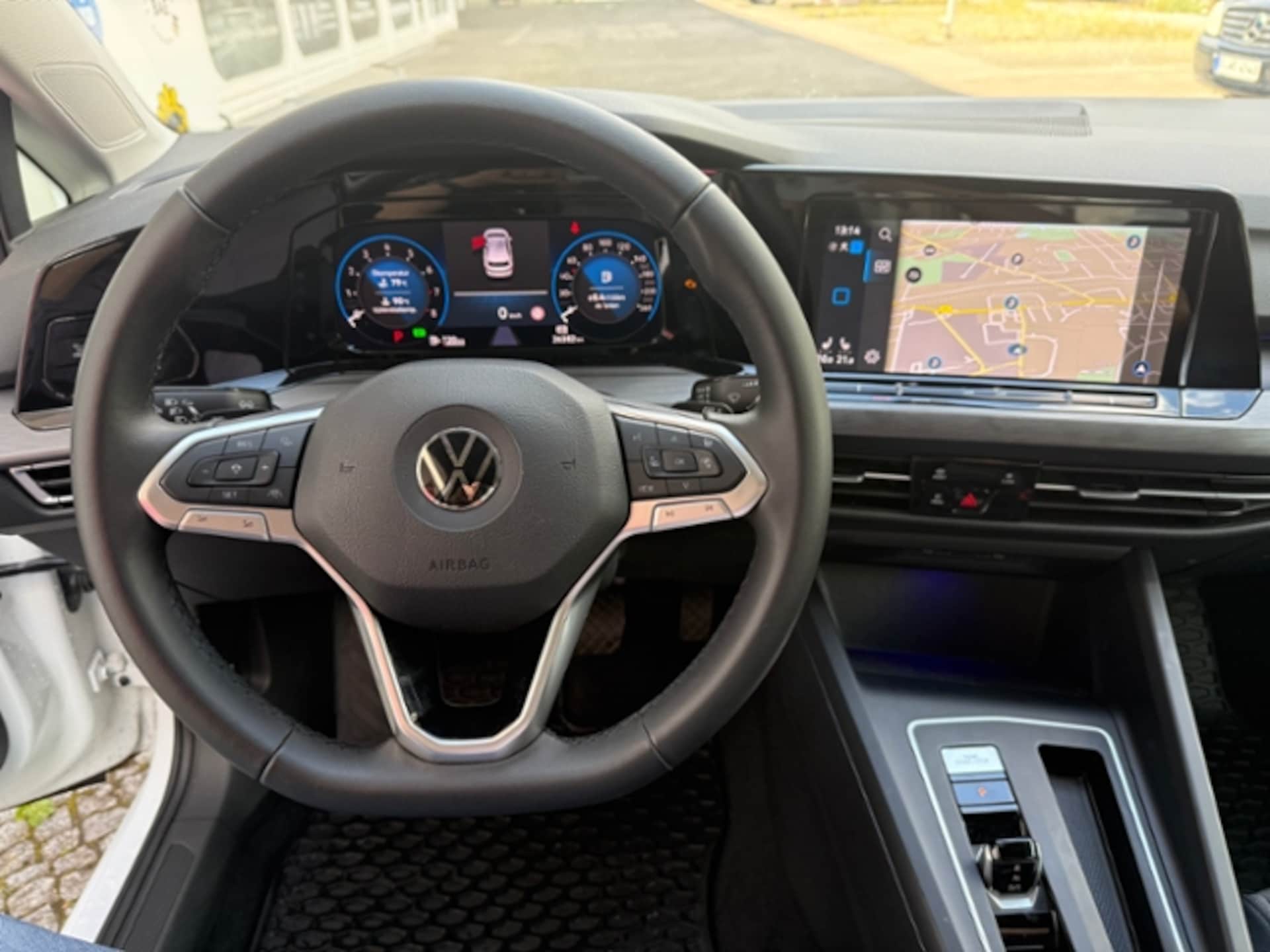 Volkswagen Golf Style
