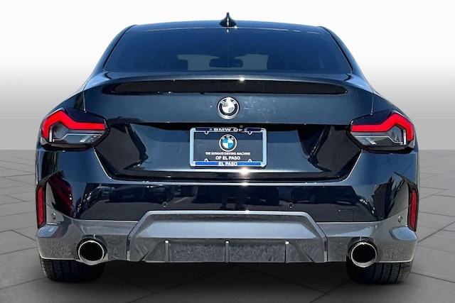 2022 BMW 230