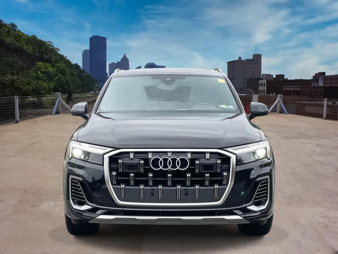 2025 Audi Q7 Premium Plus - Photo 8