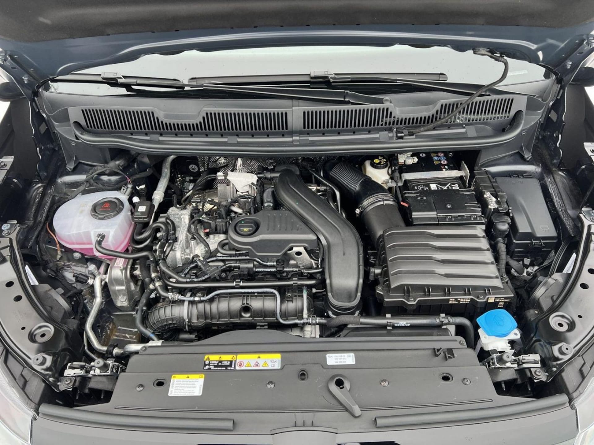 Volkswagen Caddy Basis-Modell