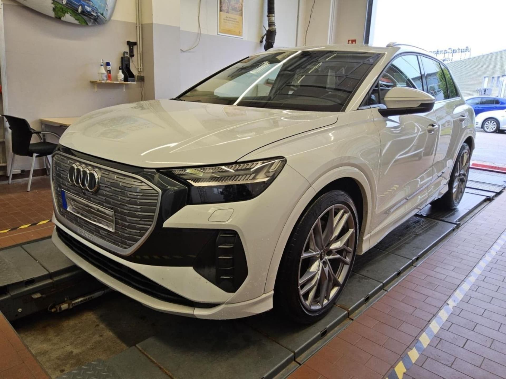 Audi Q4 e-tron