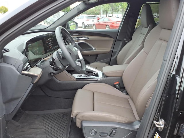 2025 Audi Q5 Premium Plus - Photo 12
