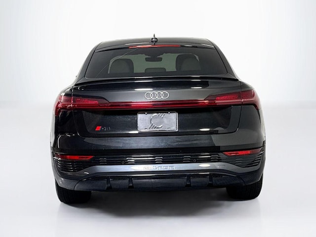 2024 Audi Q8 Sportback e-tron