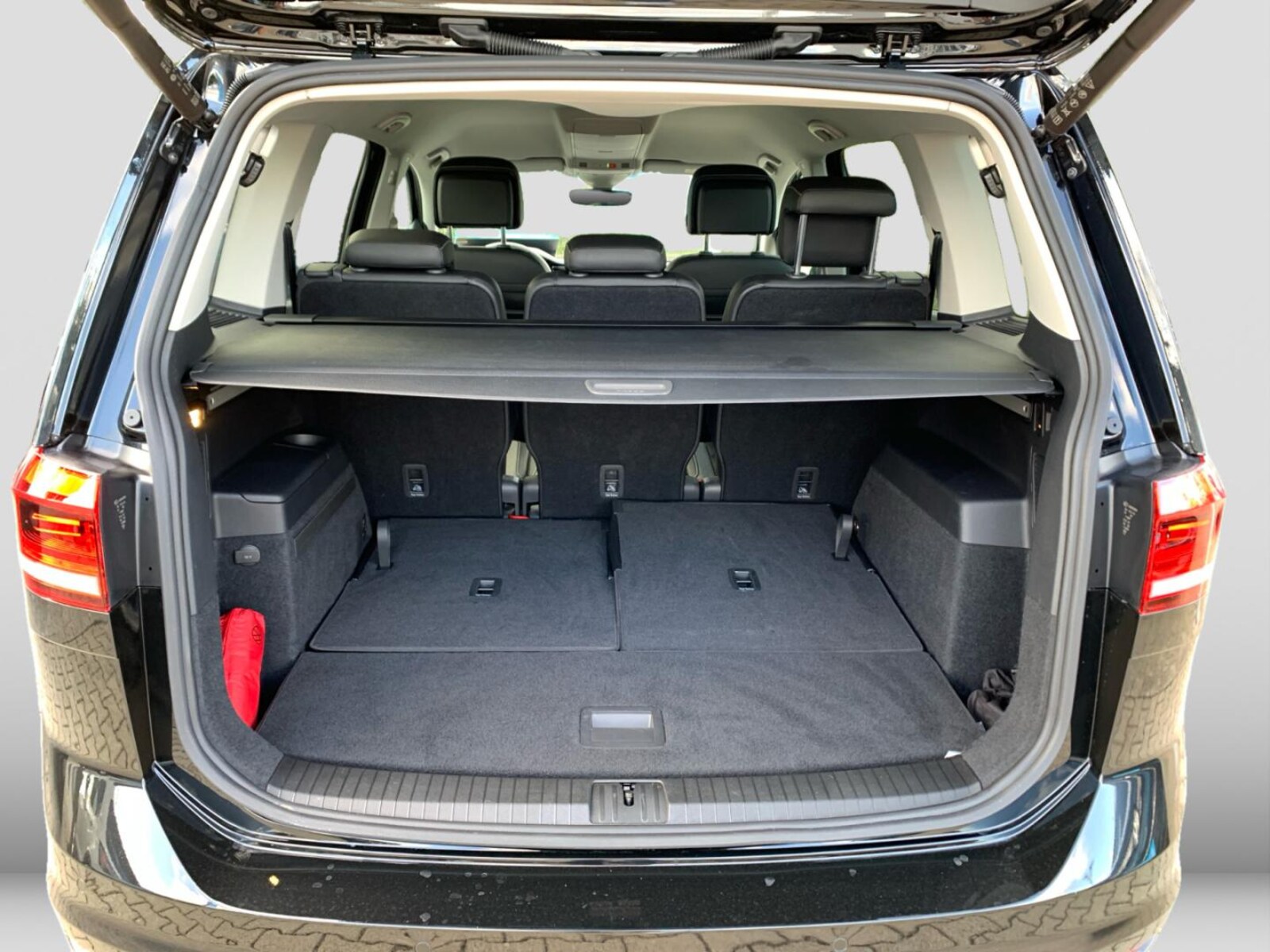 Volkswagen Touran – Bild 13