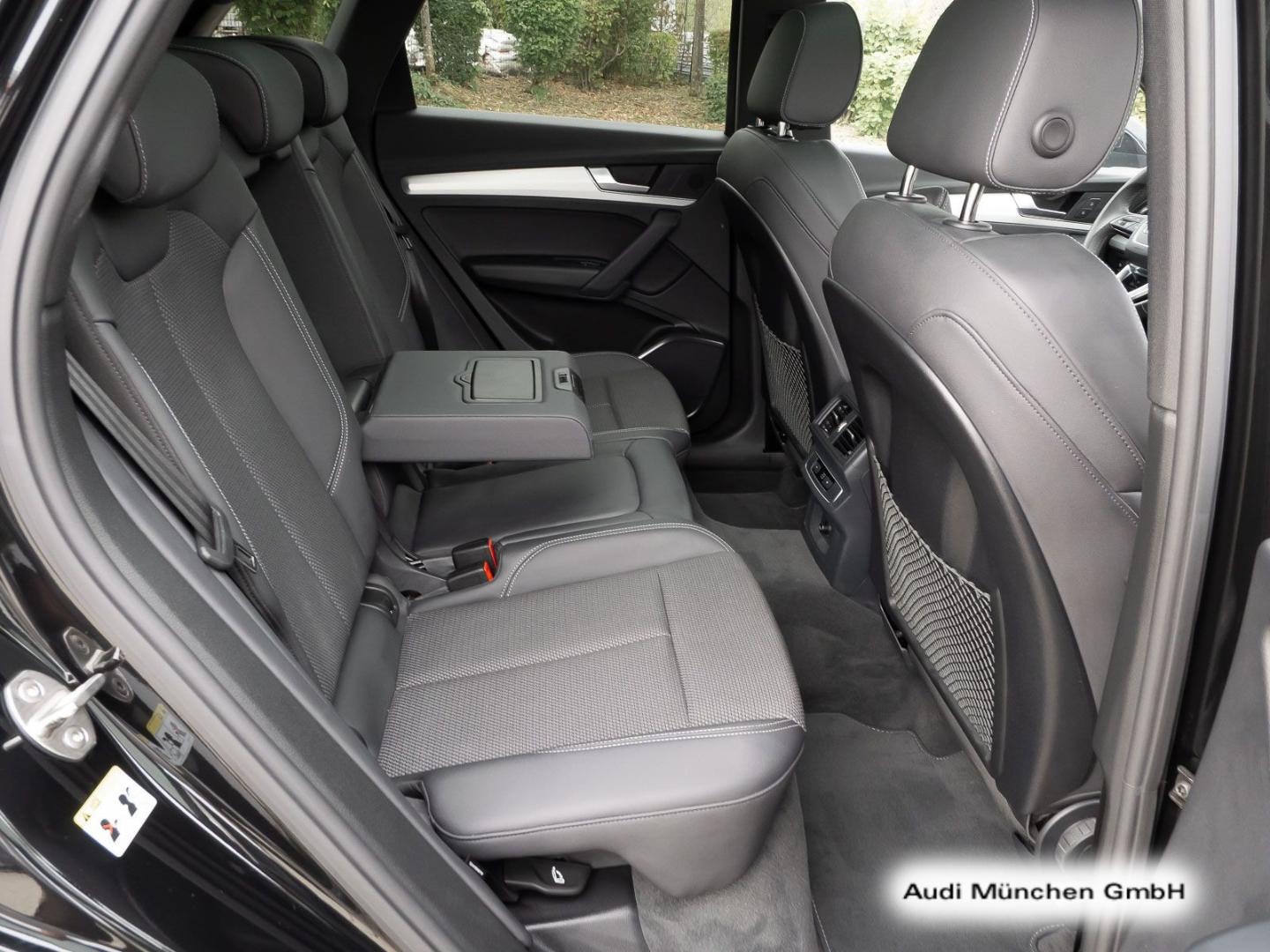 Bild über Audi Q5 40 TDI quattro S tronic - für weitere Informationen kontaktieren Sie den Audi Partner