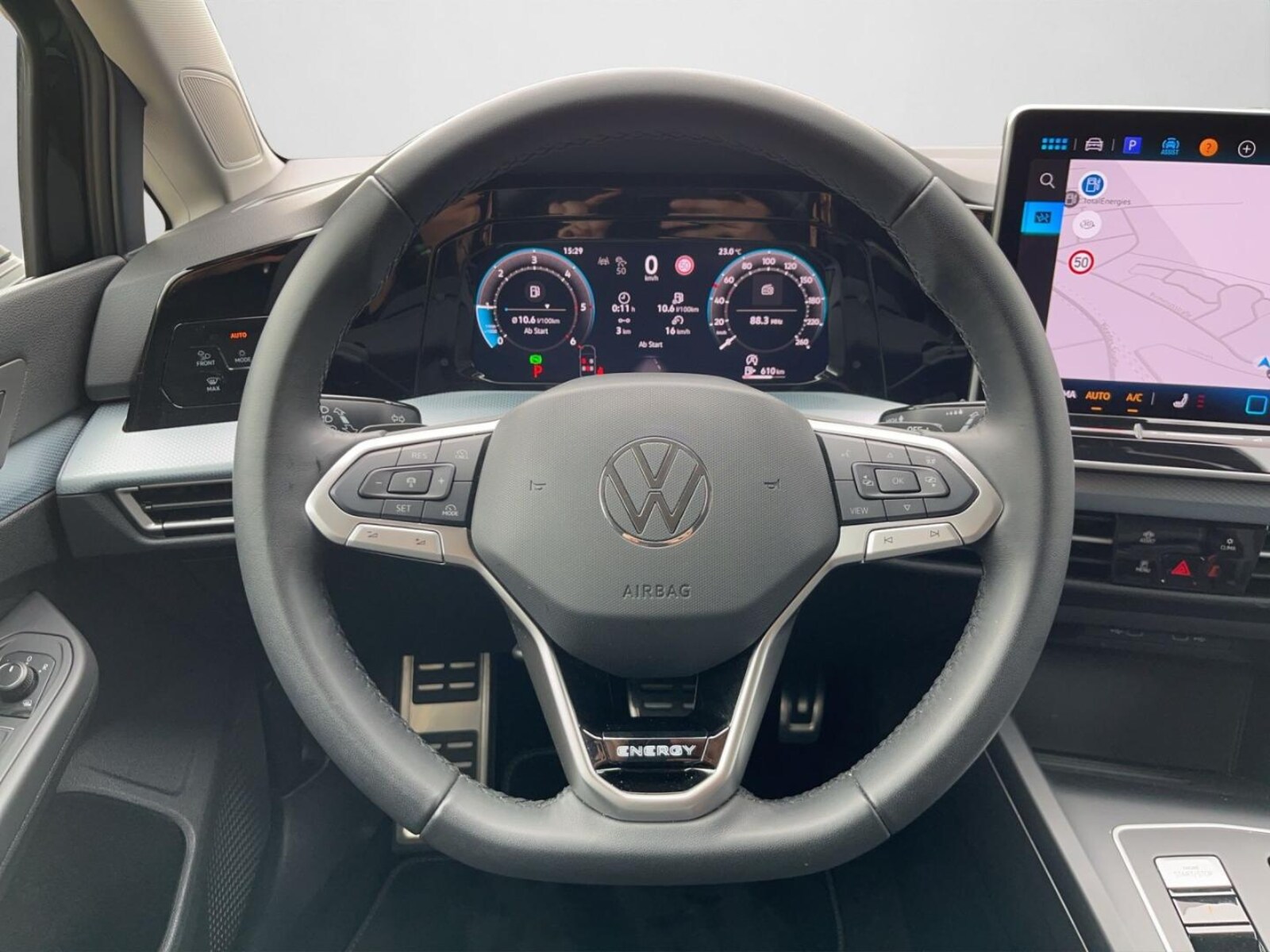 Volkswagen Golf Variant – Bild 9