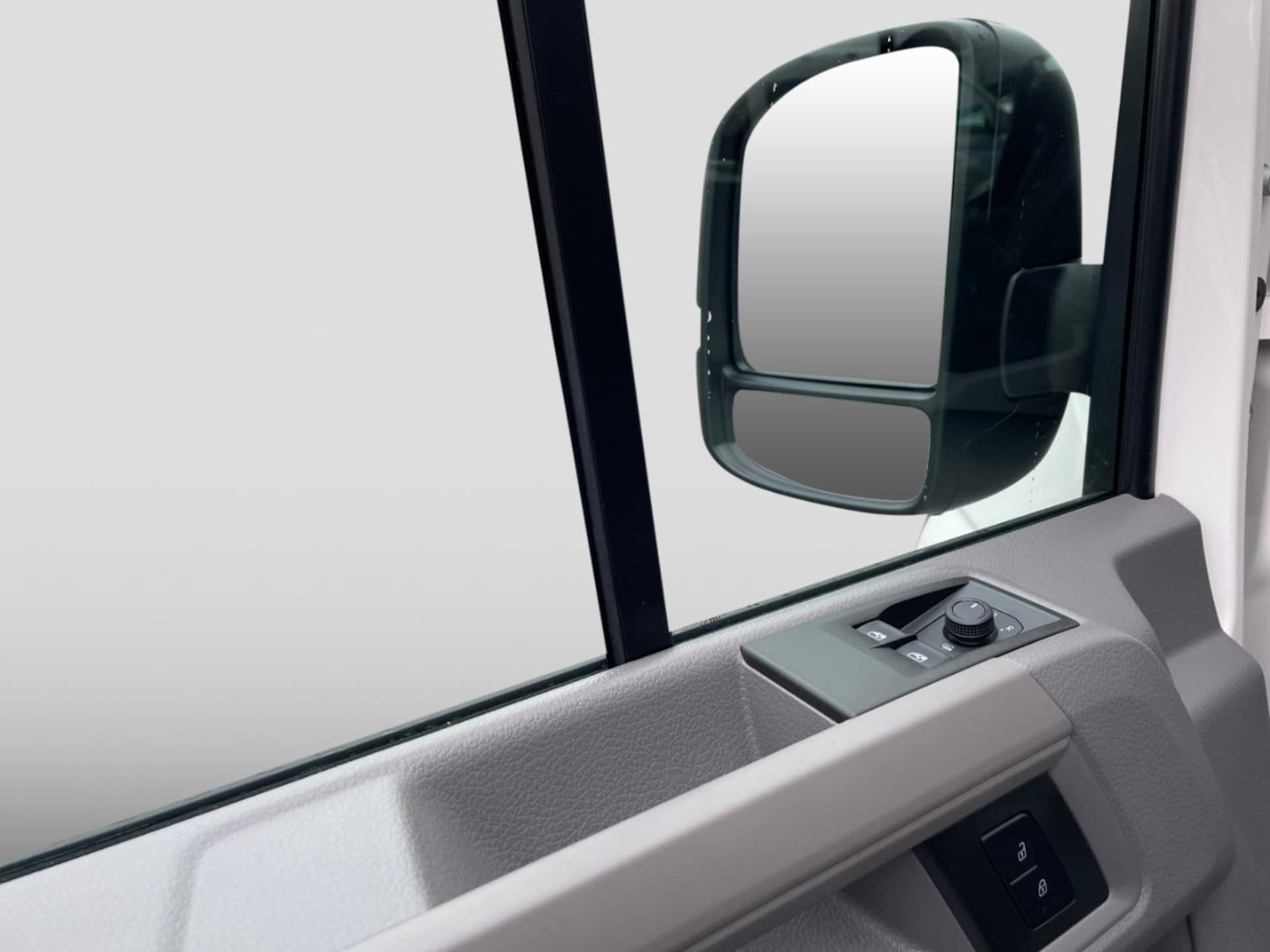 Volkswagen Crafter Doppelkabine mittlerer Radstand
