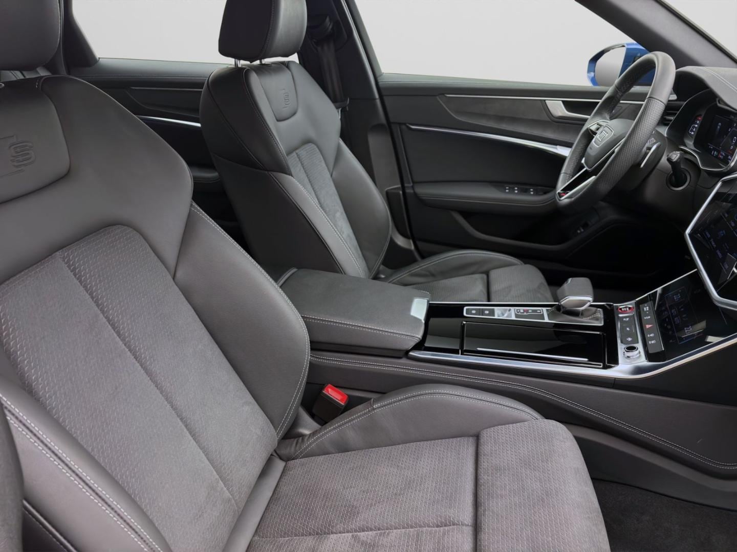Bild über Audi S6 Avant TDI quattro tiptronic - für weitere Informationen kontaktieren Sie den Audi Partner