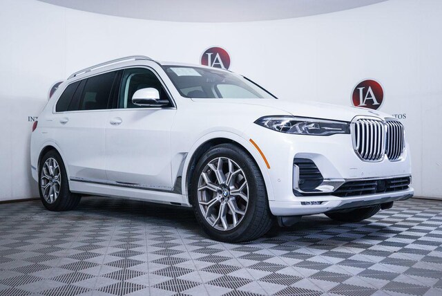 2022 BMW X7