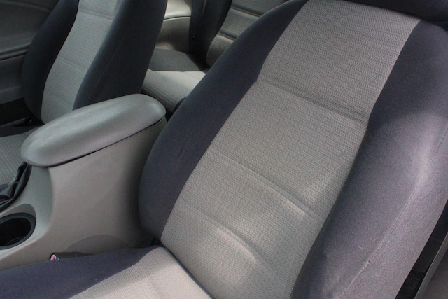 2003 Ford Mustang
