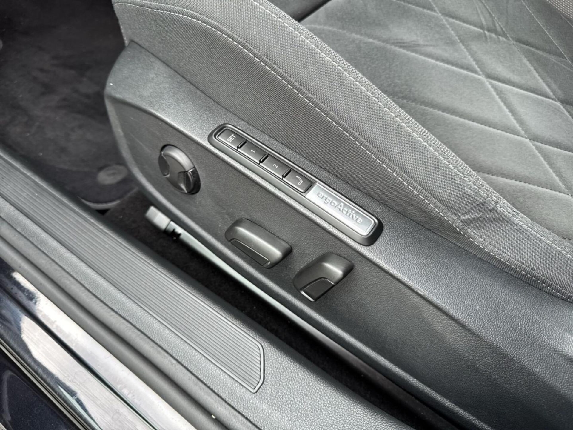 Volkswagen Golf Style