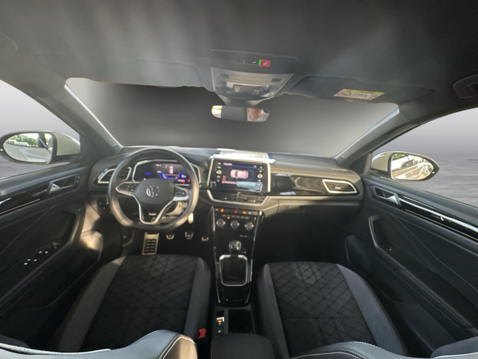 Volkswagen T-Roc – Bild 13