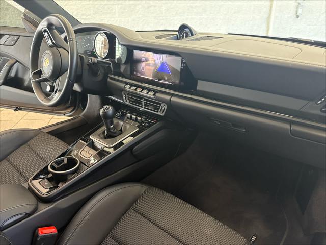 2024 PORSCHE 911 - Image 17