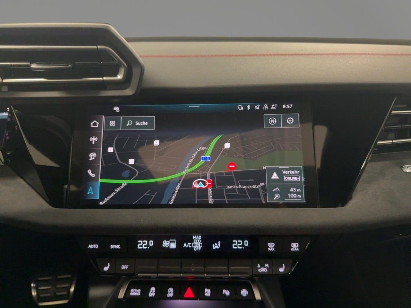 Bild über Audi S3 Limousine TFSI quattro S tronic - für weitere Informationen kontaktieren Sie den Audi Partner