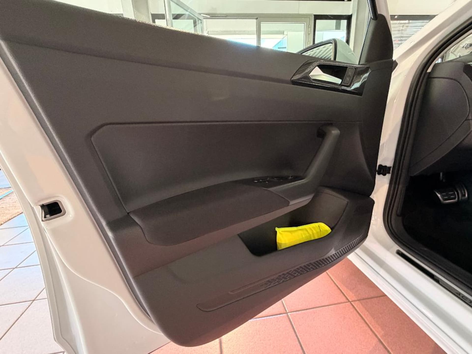 Volkswagen Polo Active