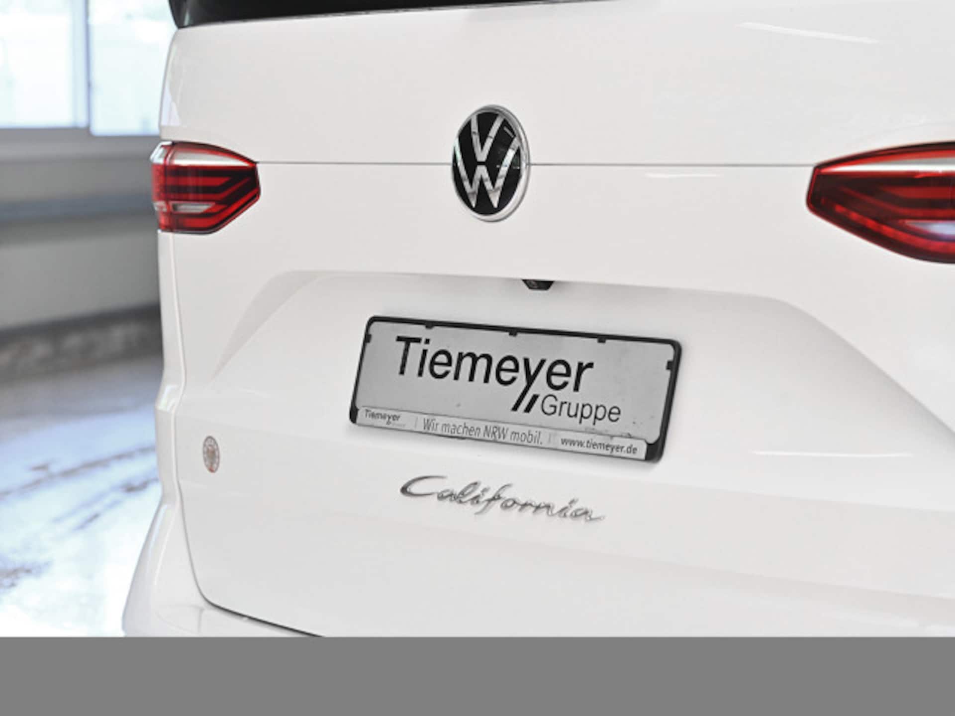 Volkswagen California Beach Camper