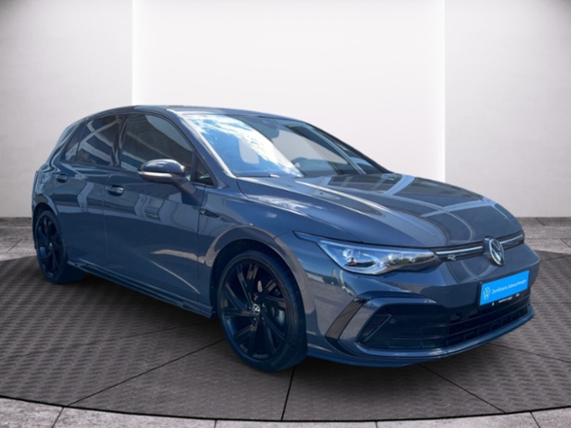 Volkswagen Golf R-Line