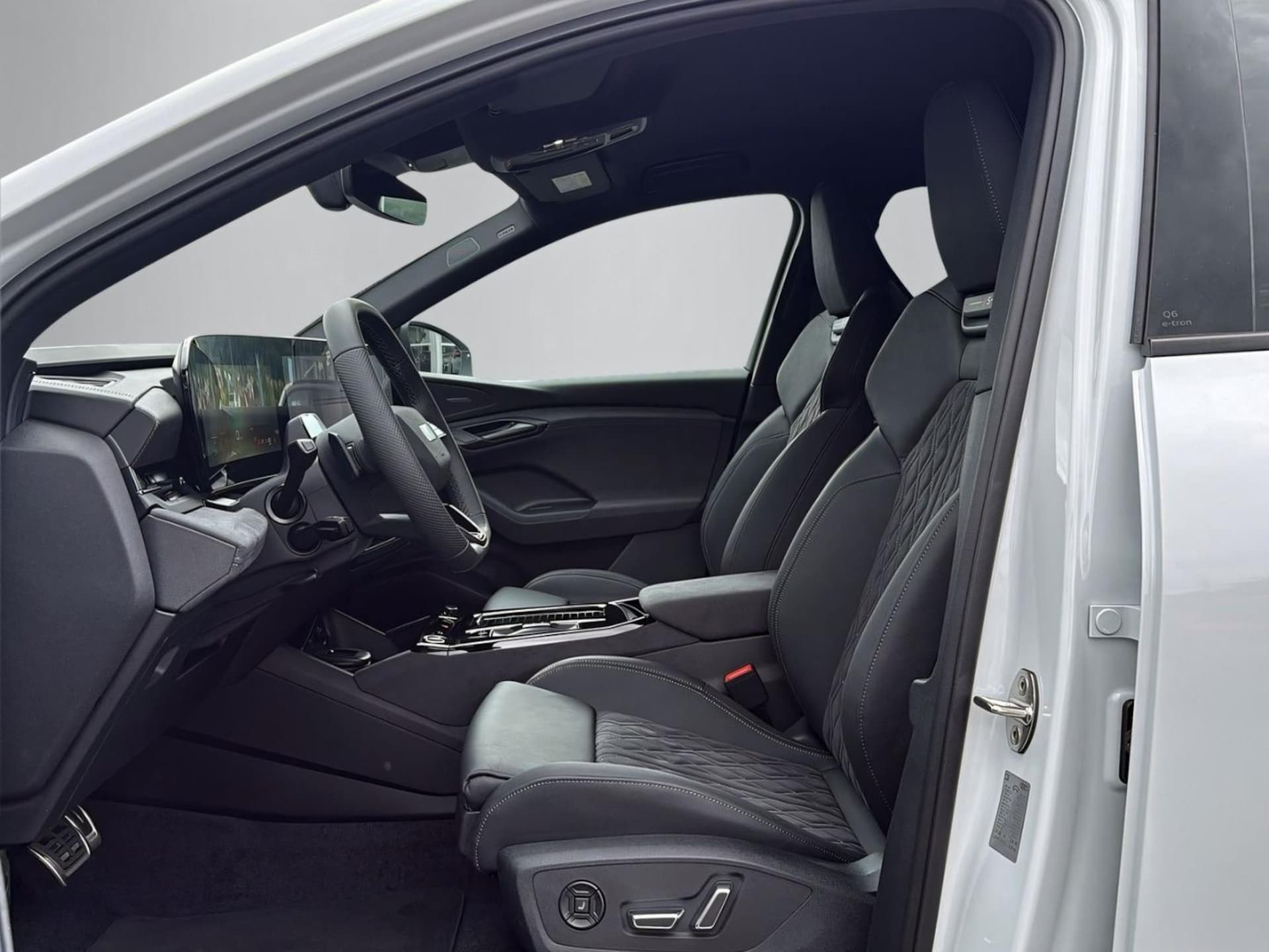 Audi Q6 SUV e-tron
