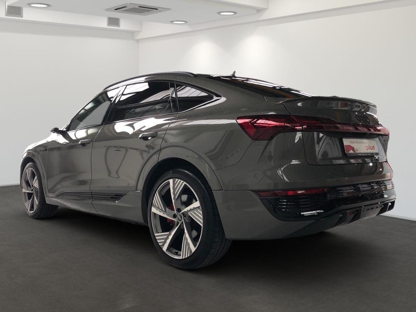 Image about Audi Q8 Sportback e-tron S line 55 e-tron quattro