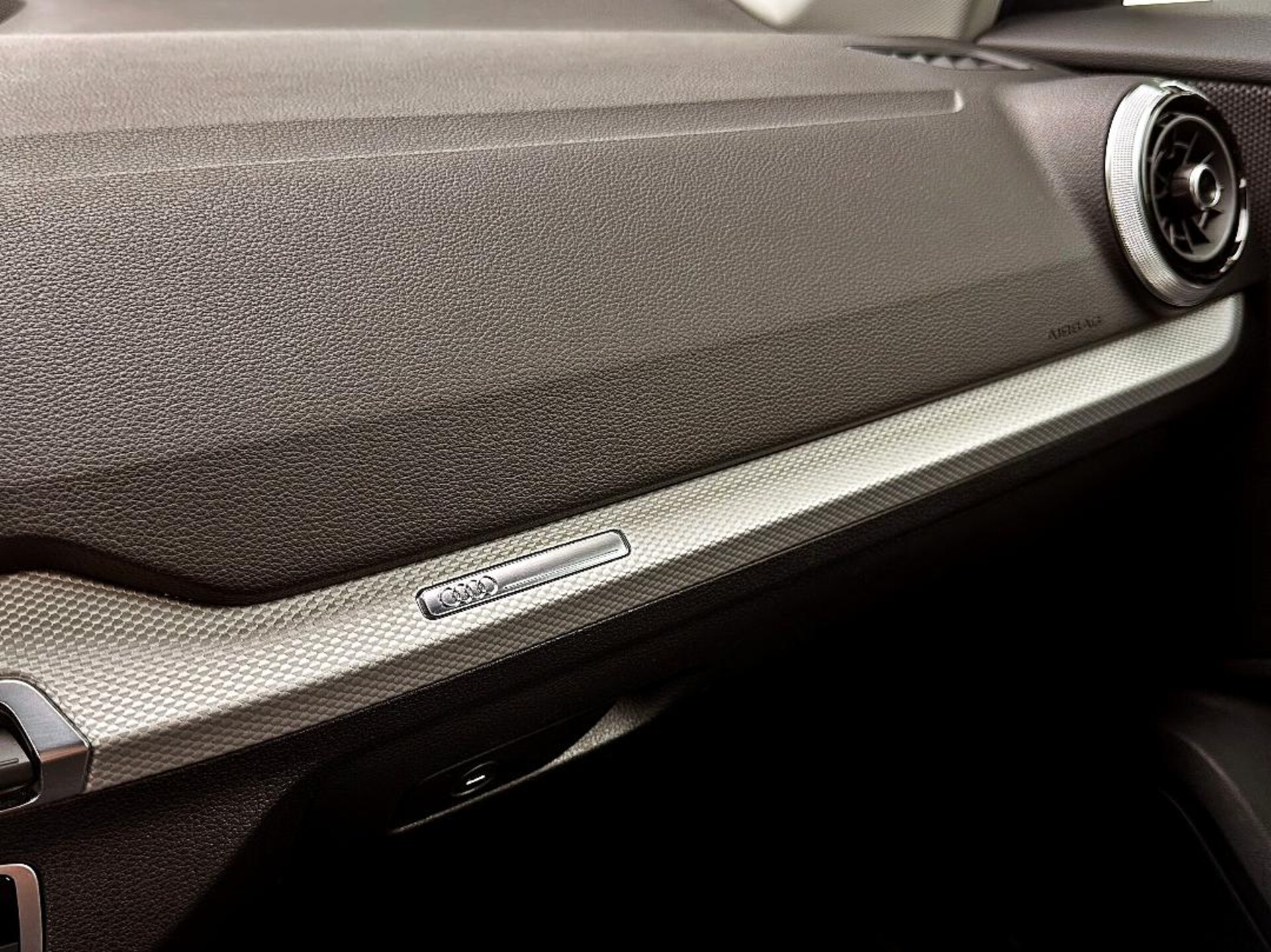 Audi Q2 S line
