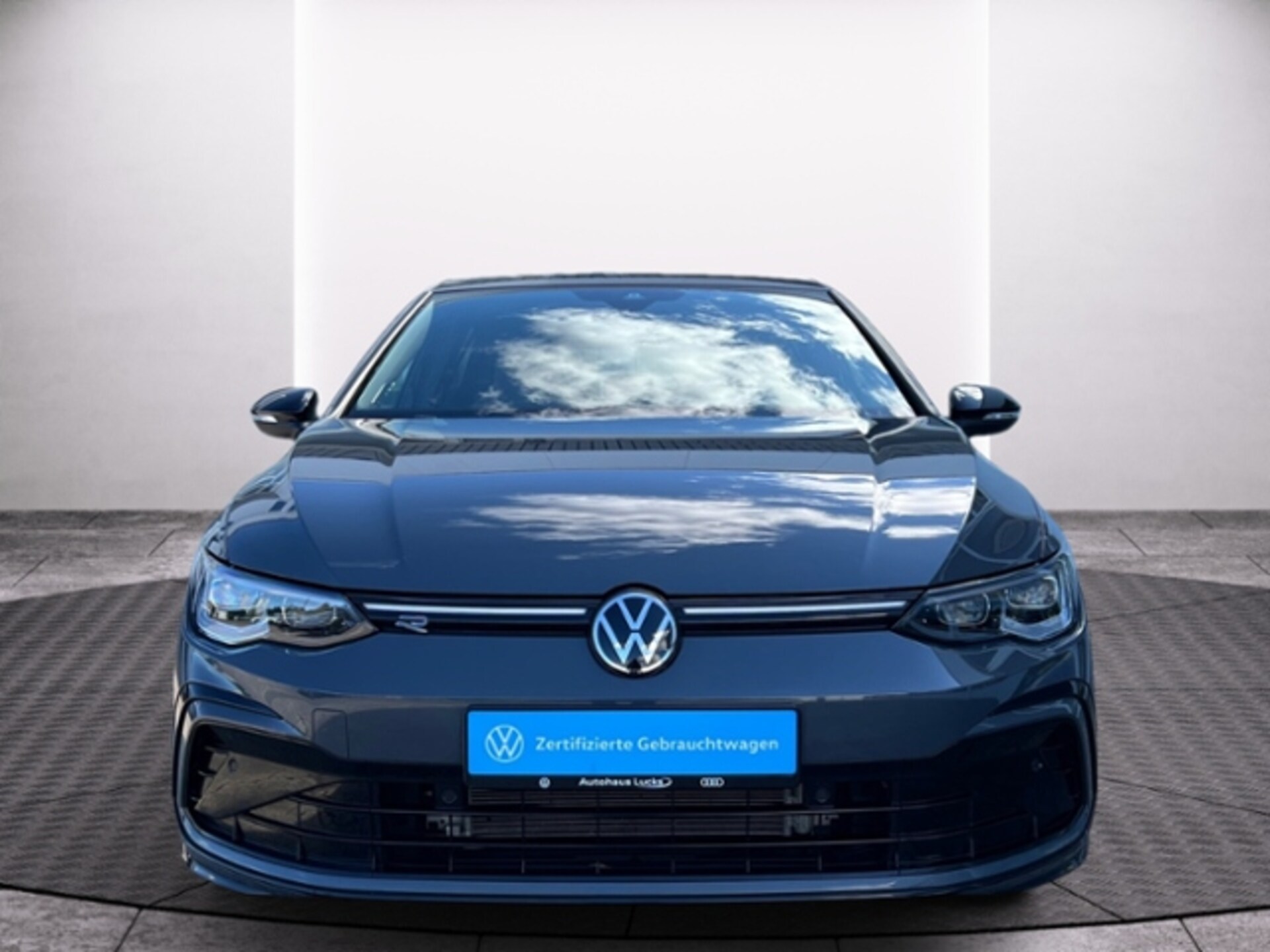 Volkswagen Golf R-Line