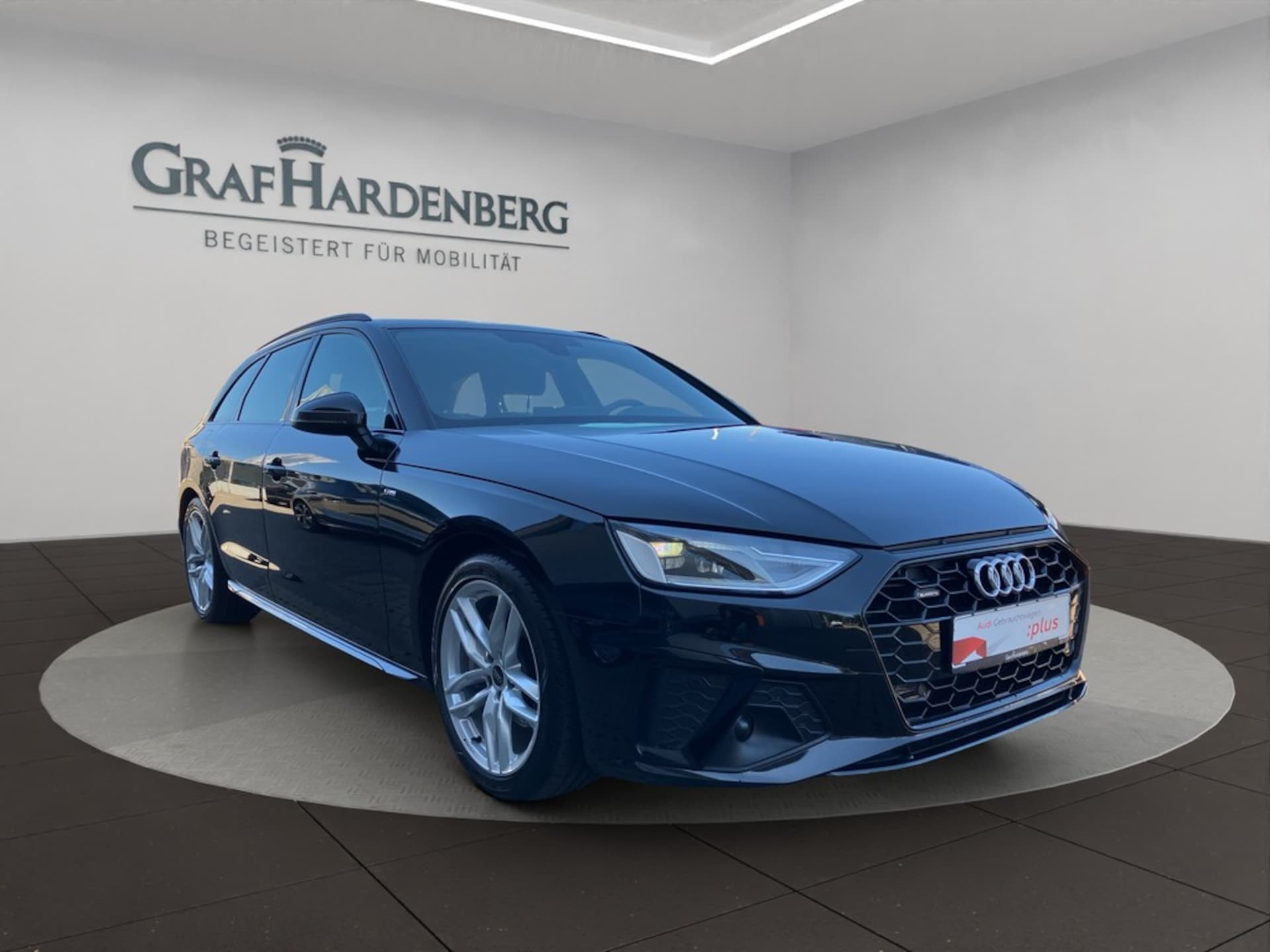 Audi A4 Avant S line