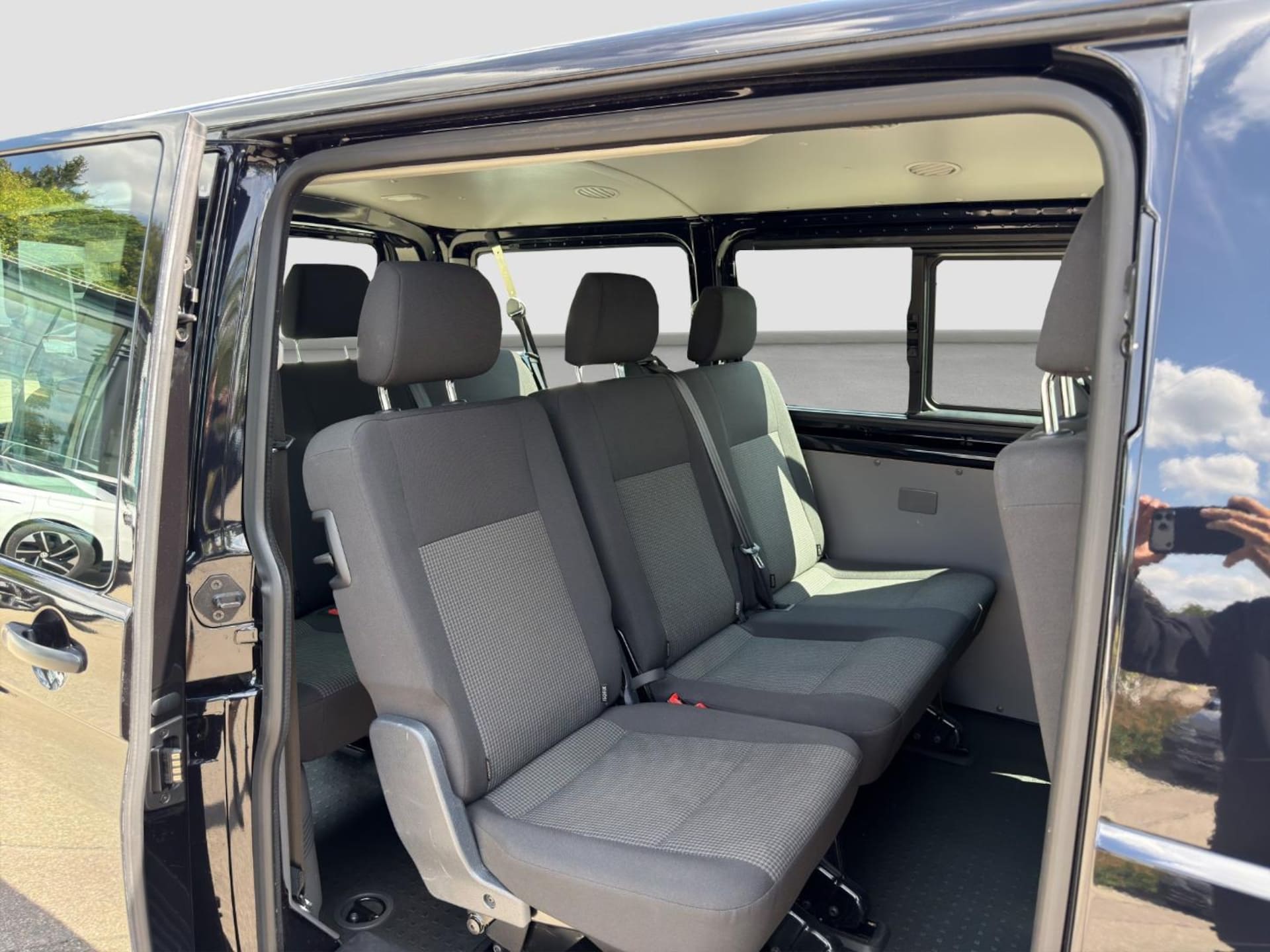 Volkswagen T6.1 Transporter Kombi kurzer Radstand