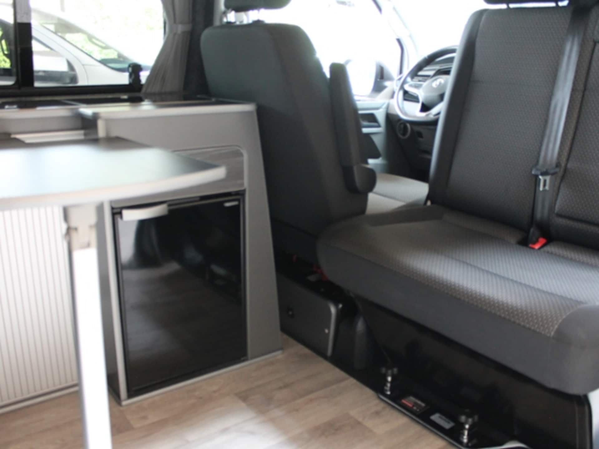 Volkswagen T6.1 Transporter Kasten kurzer Radstand