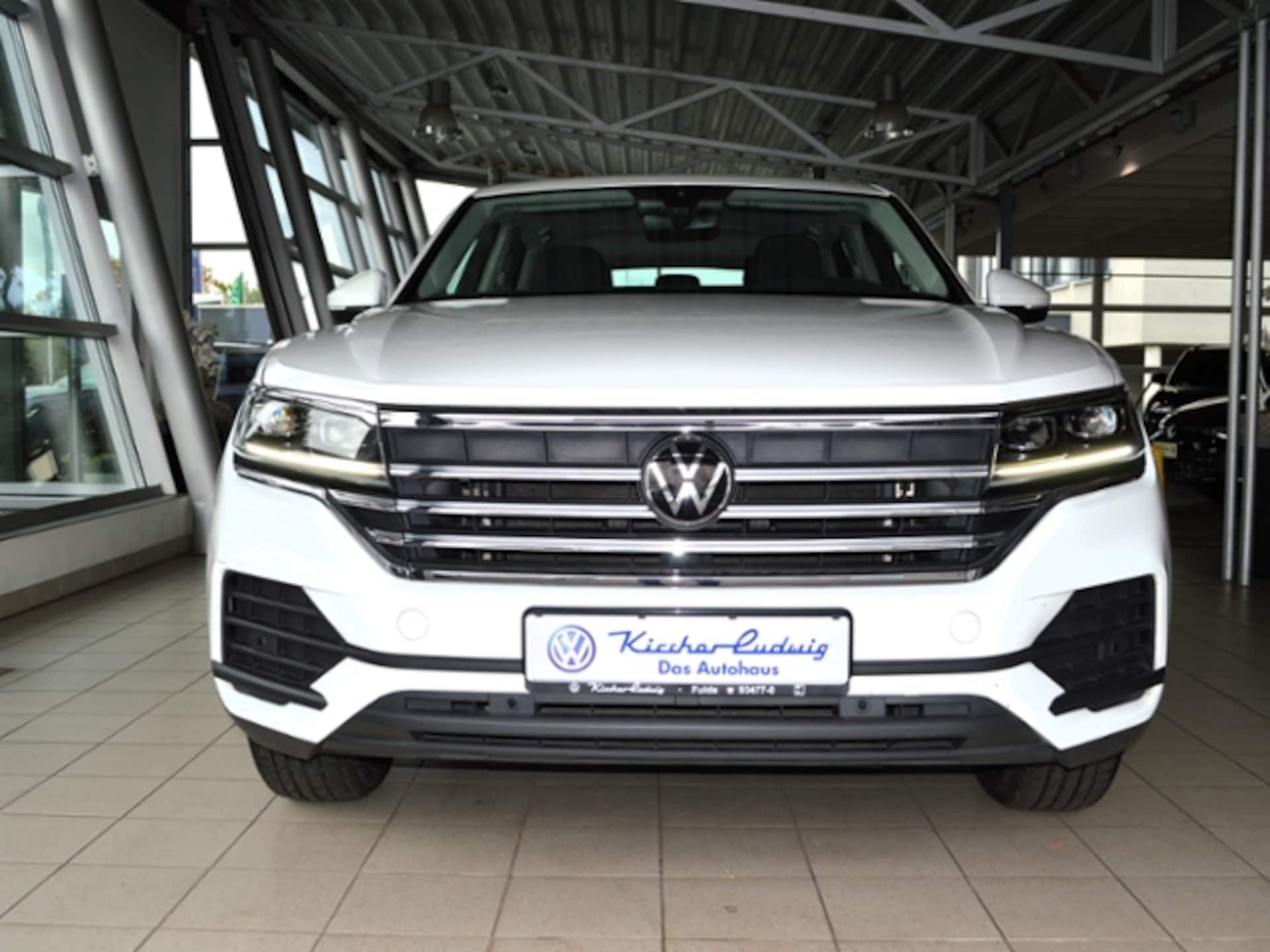Volkswagen Touareg Basis-Modell