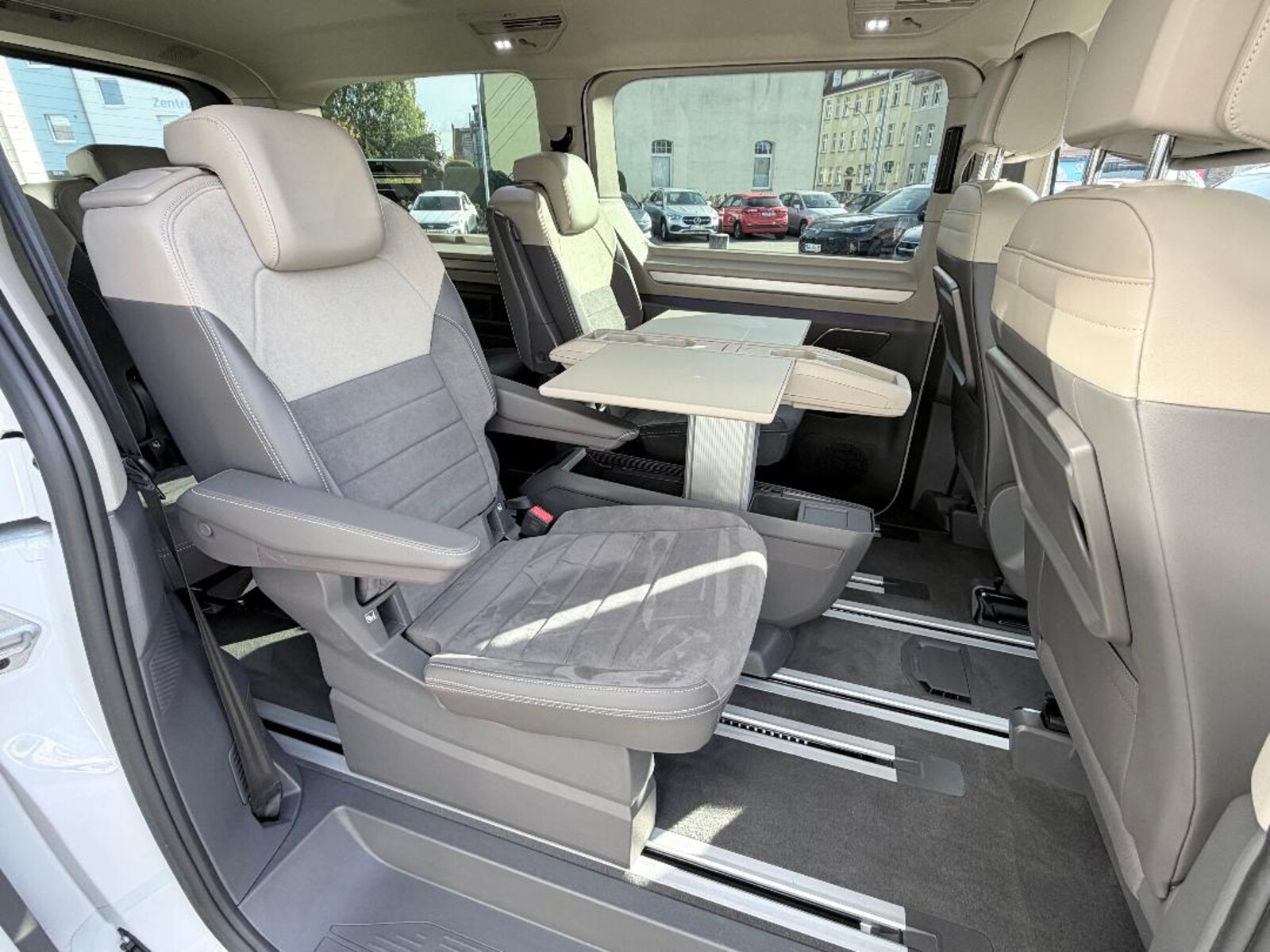 Volkswagen Multivan Langversion – Bild 9