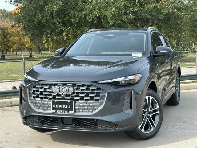 2025 Audi New Q5 Premium's photo