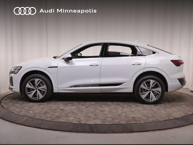 2024 Audi Q8 Sportback e-tron