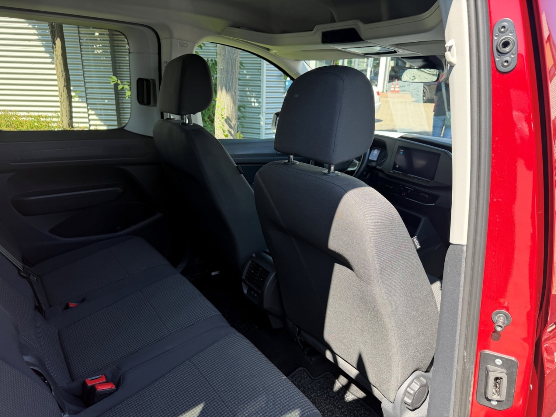 Volkswagen Caddy Basis-Modell