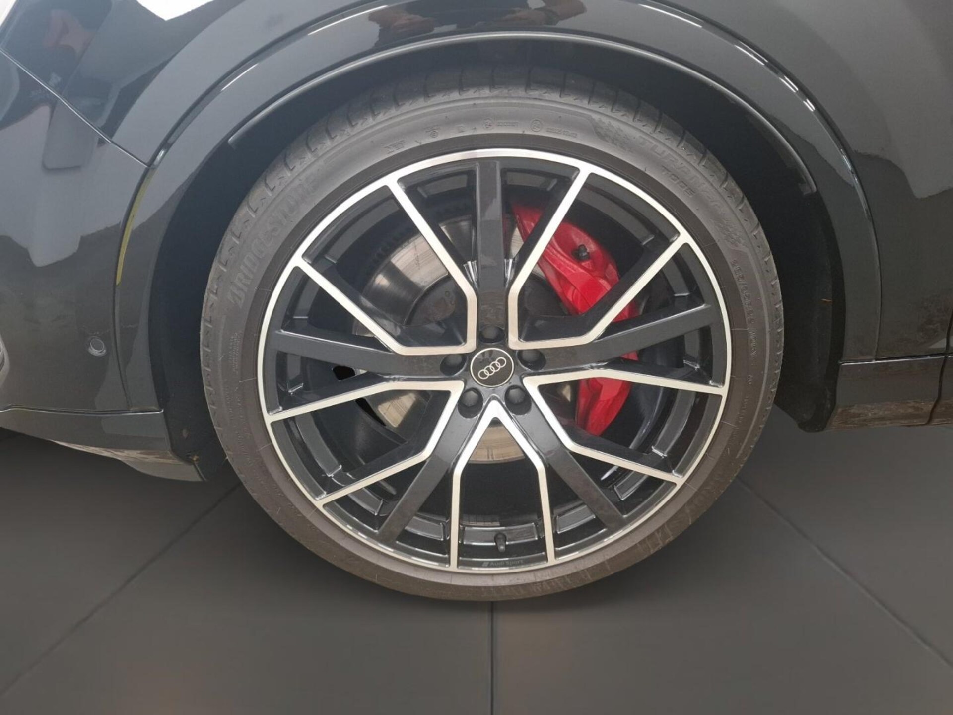 Audi SQ7 SUV