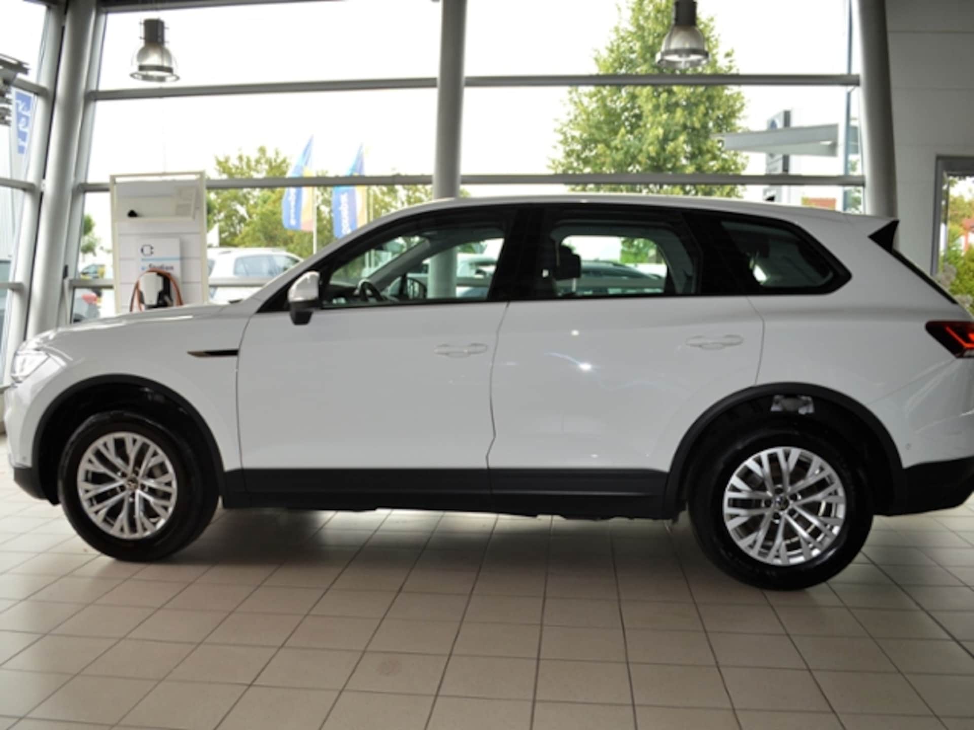 Volkswagen Touareg Basis-Modell
