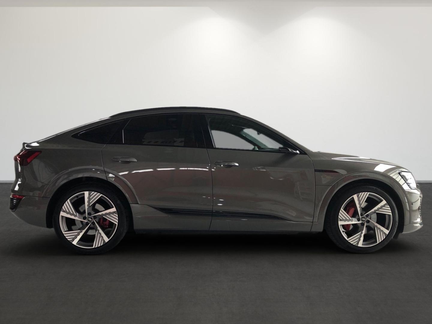 Image about Audi Q8 Sportback e-tron S line 55 e-tron quattro