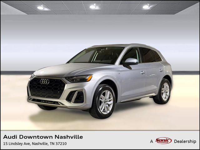 2023 Audi Q5 45 Premium's photo