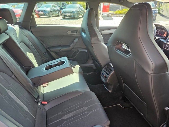 Bild des Autos 17