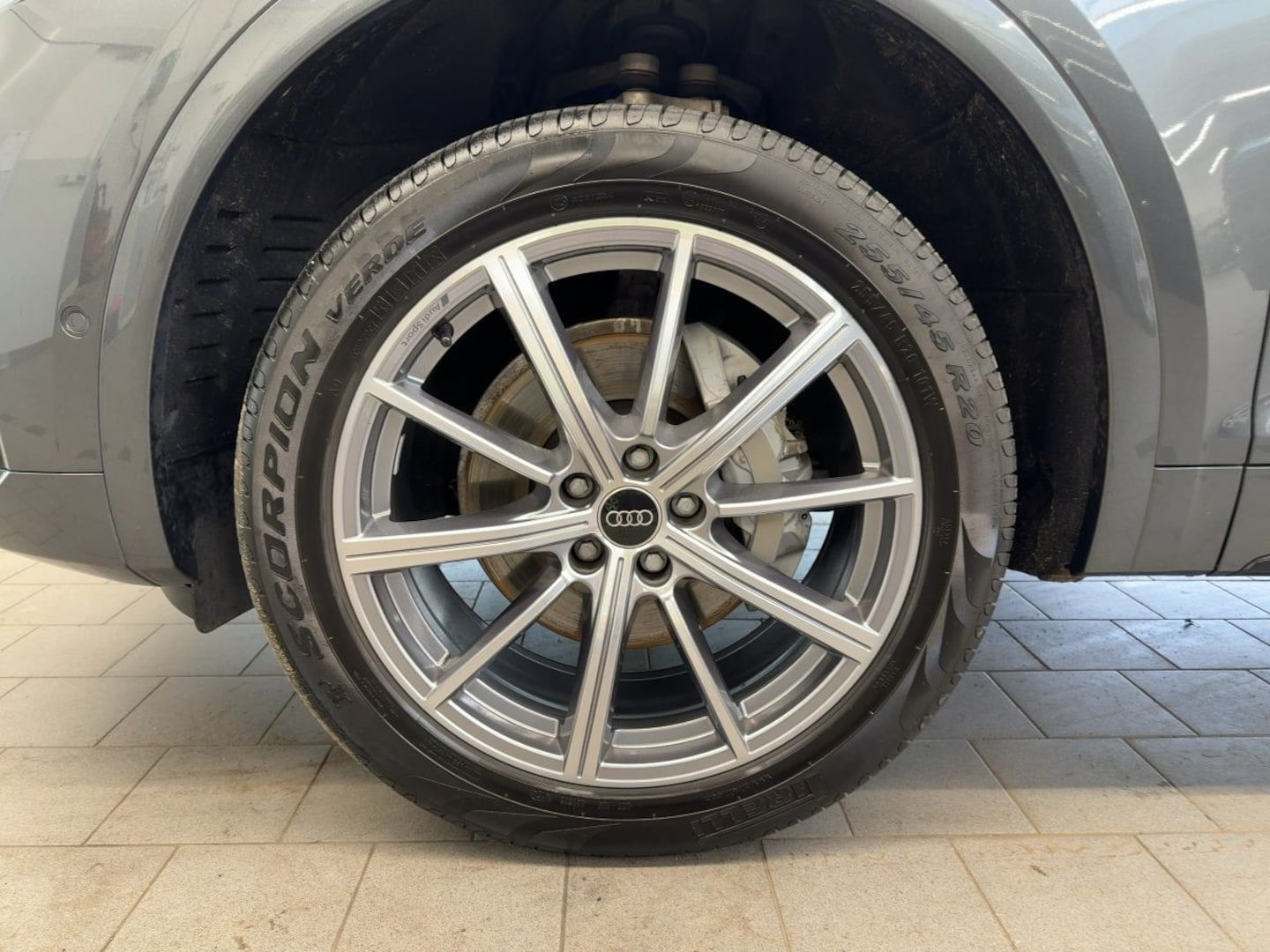 Bild über Audi Q5 40 TDI quattro 150 kW S tronic - für weitere Informationen kontaktieren Sie den Audi Partner