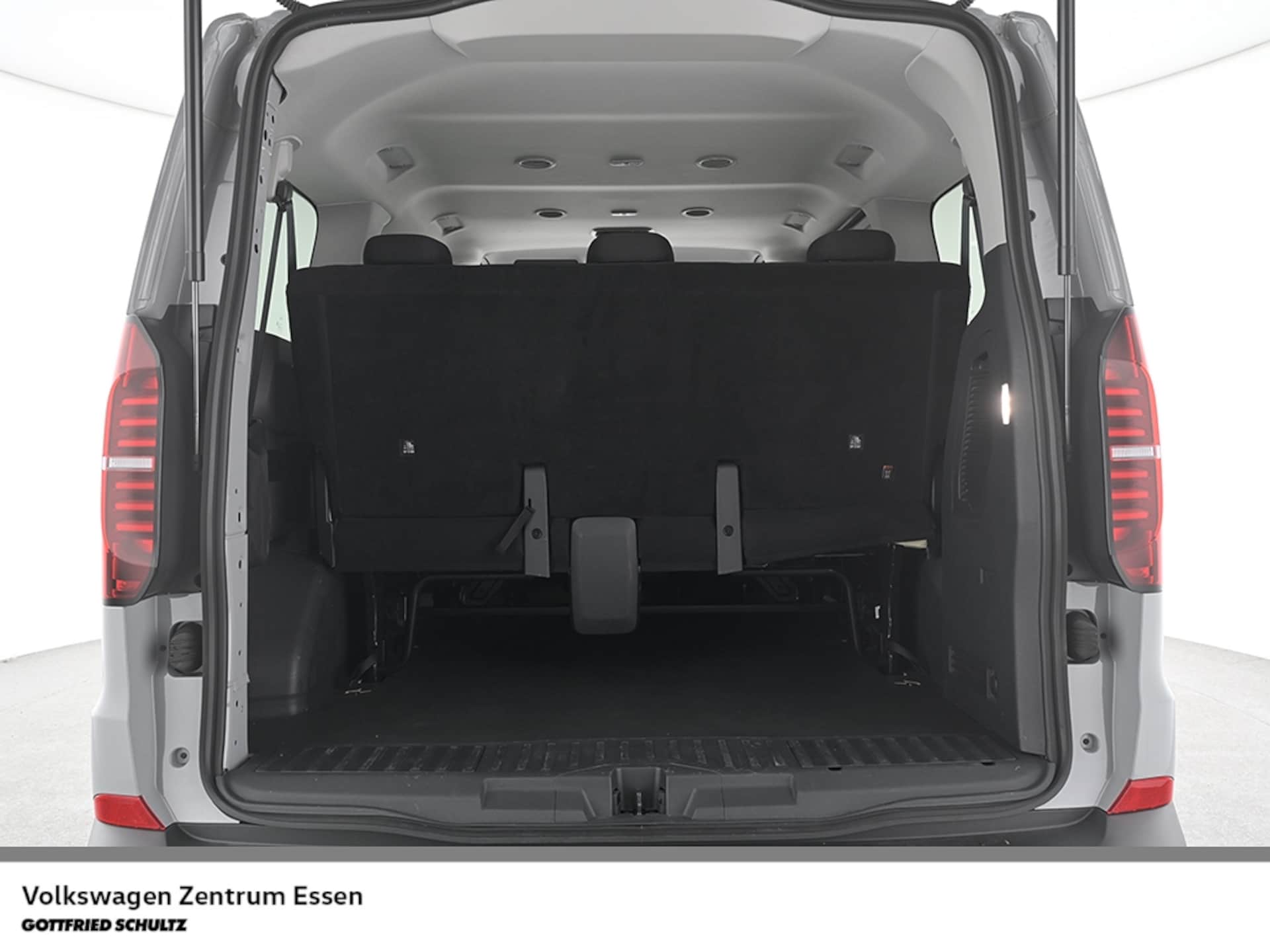 Volkswagen Transporter Kombi kurzer Radstand