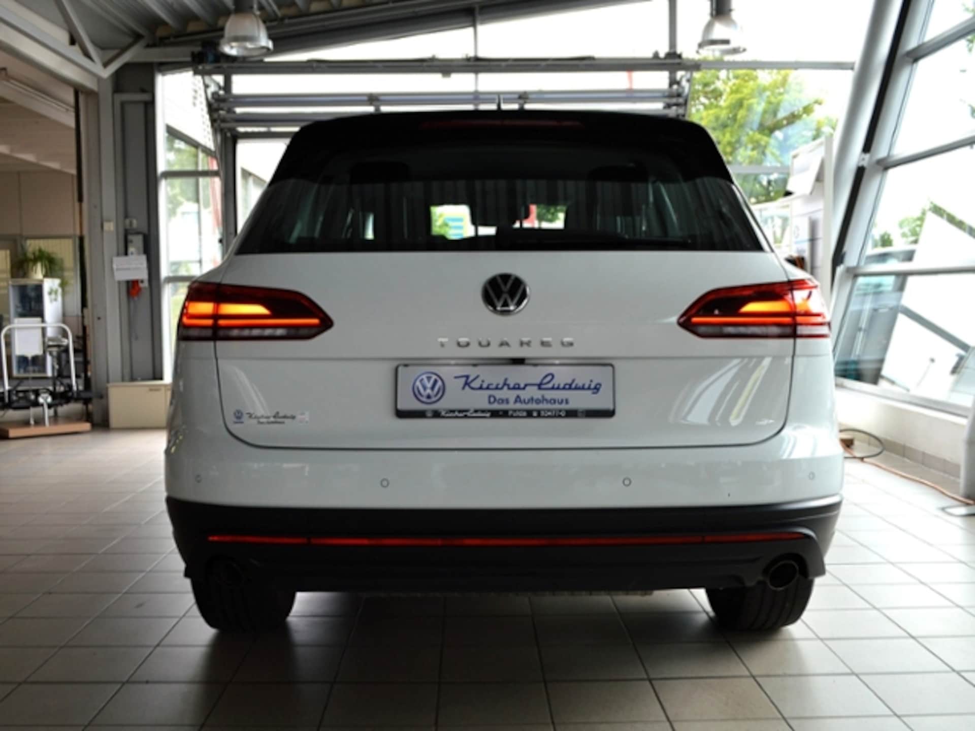 Volkswagen Touareg Basis-Modell
