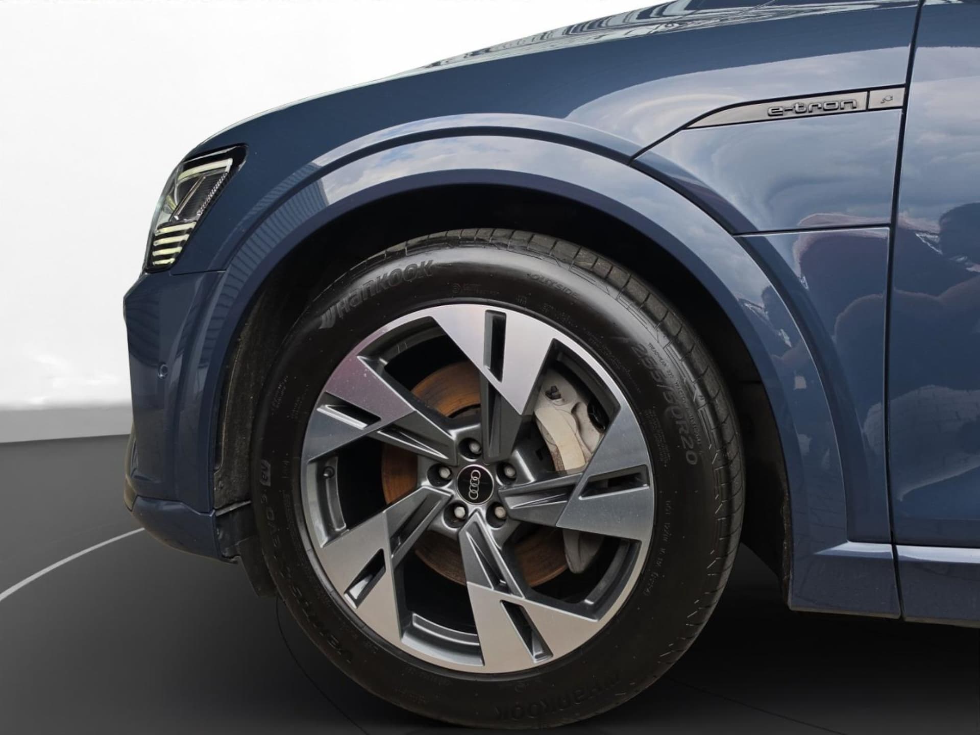 Audi Q8 e-tron Advanced
